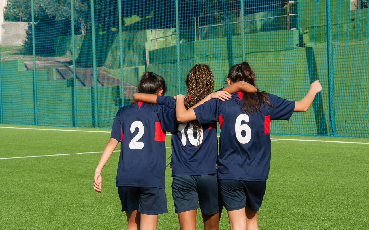 Flag Football For Girls: Is It Worth Your Time And Energy? flag football girls